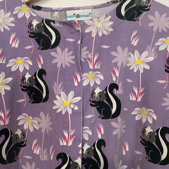 Purple Skunk  and Daisy Print Scrub Jacket - Picture 2 of 3